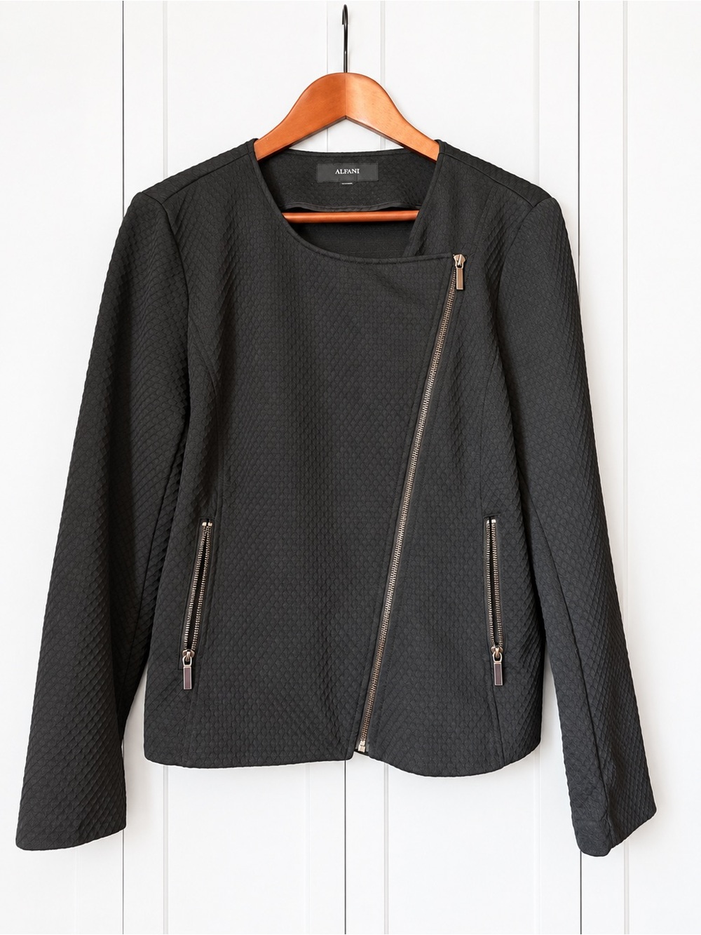 Alfani Women's Black Quilted Asymmetric Zip Jacket (L)